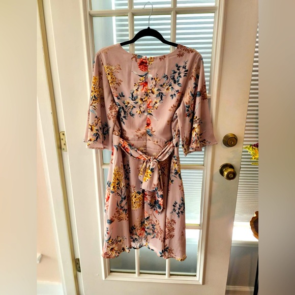 Lilac Floral Dress - Picture 4 of 5